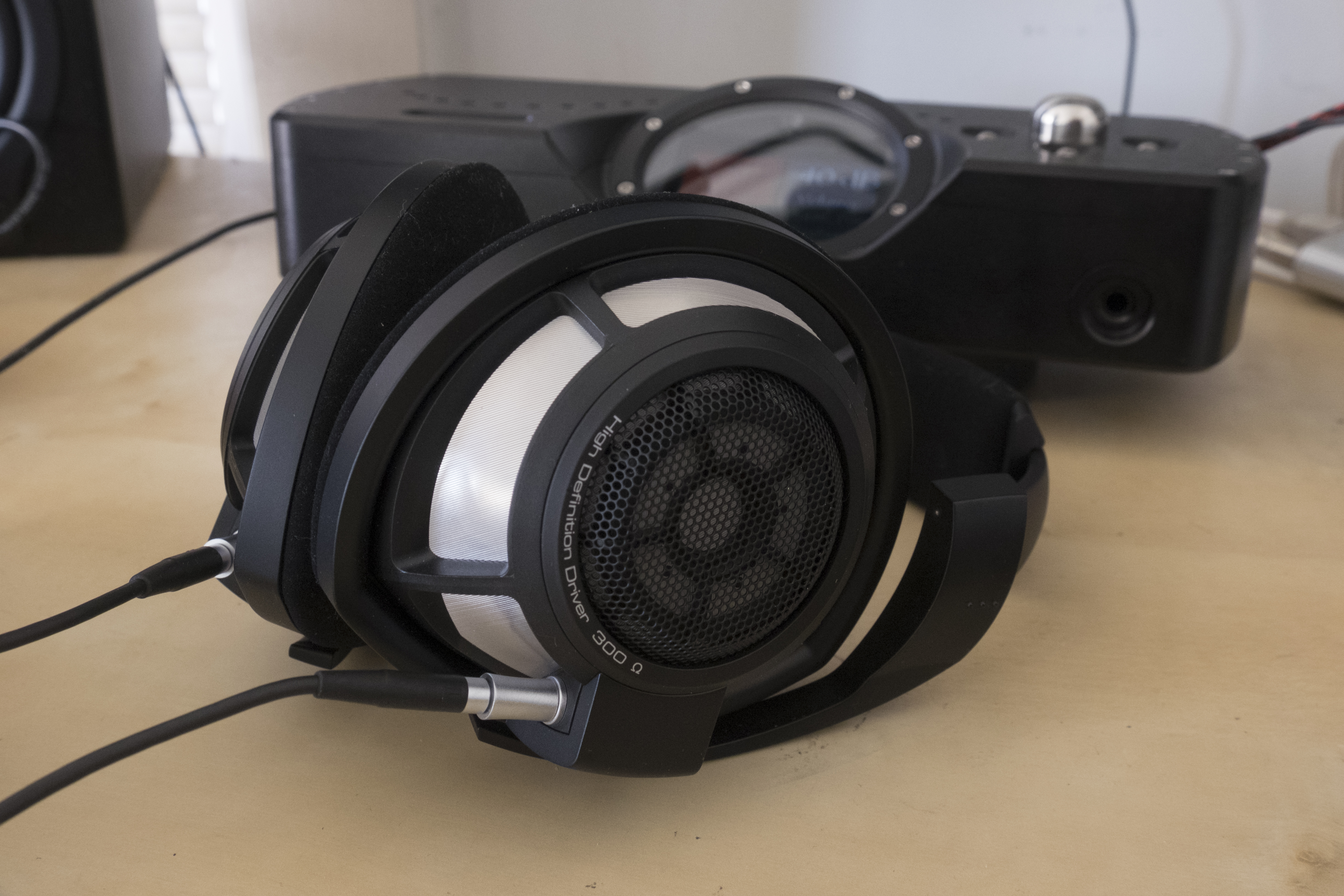 Sennheiser HD 800 S Review - A Pure, Smooth, and Balanced Headphone