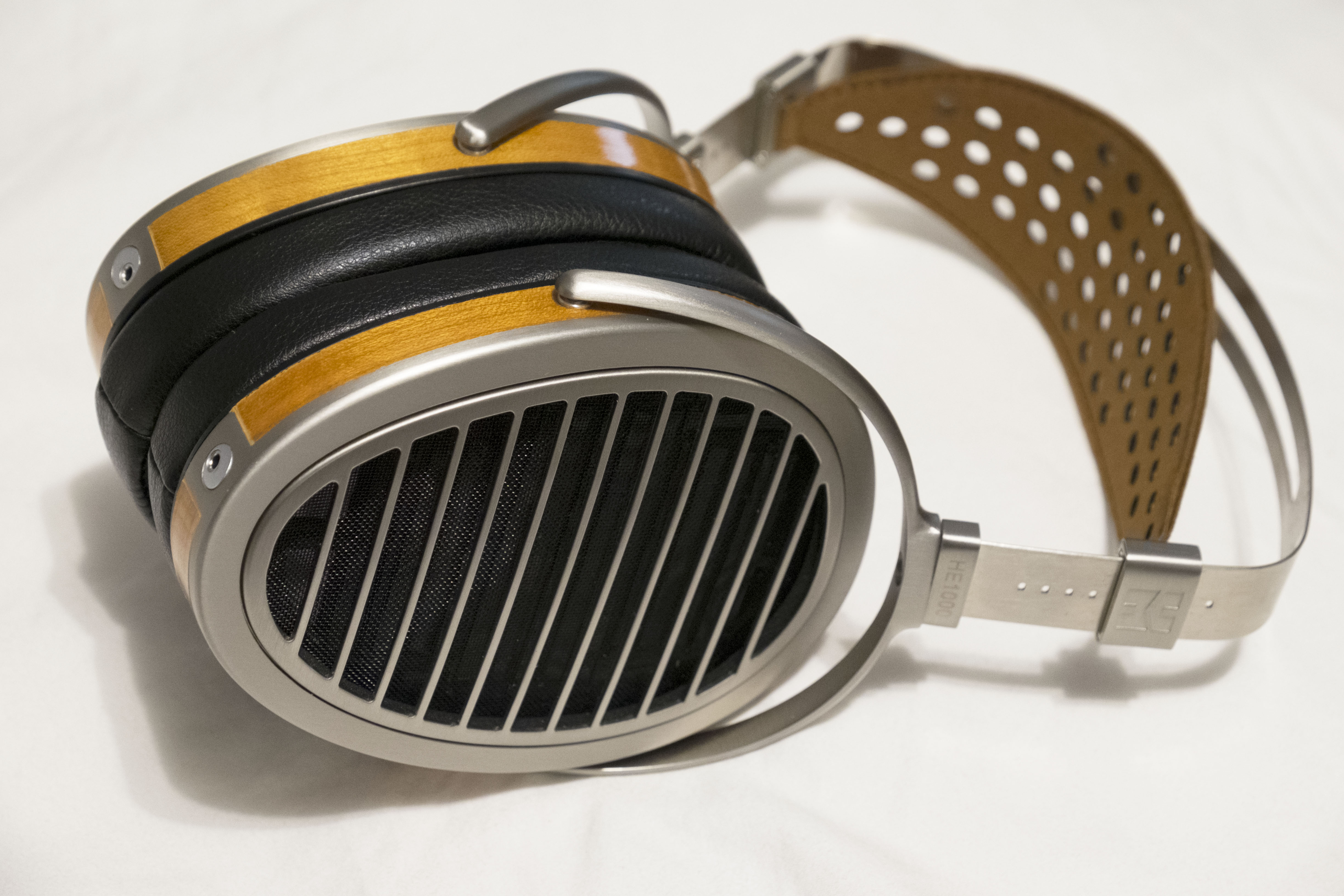 HiFiMAN HE-1000 V2 Headphone Review