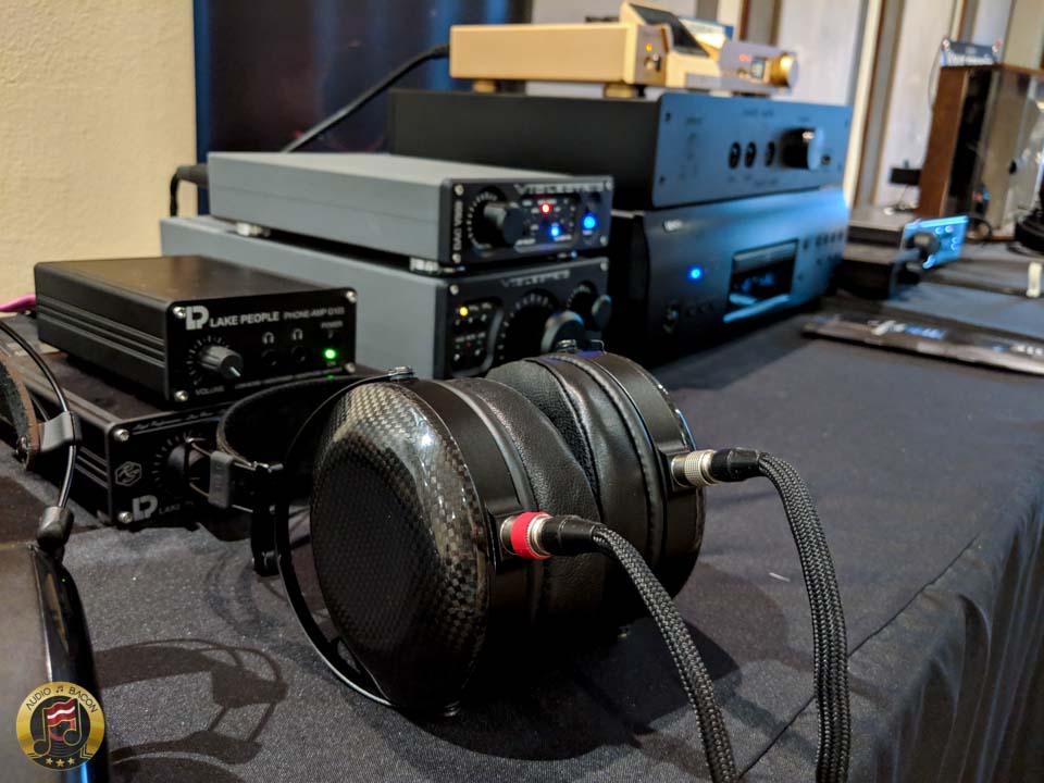 MrSpeakers ETHER C Flow headphones