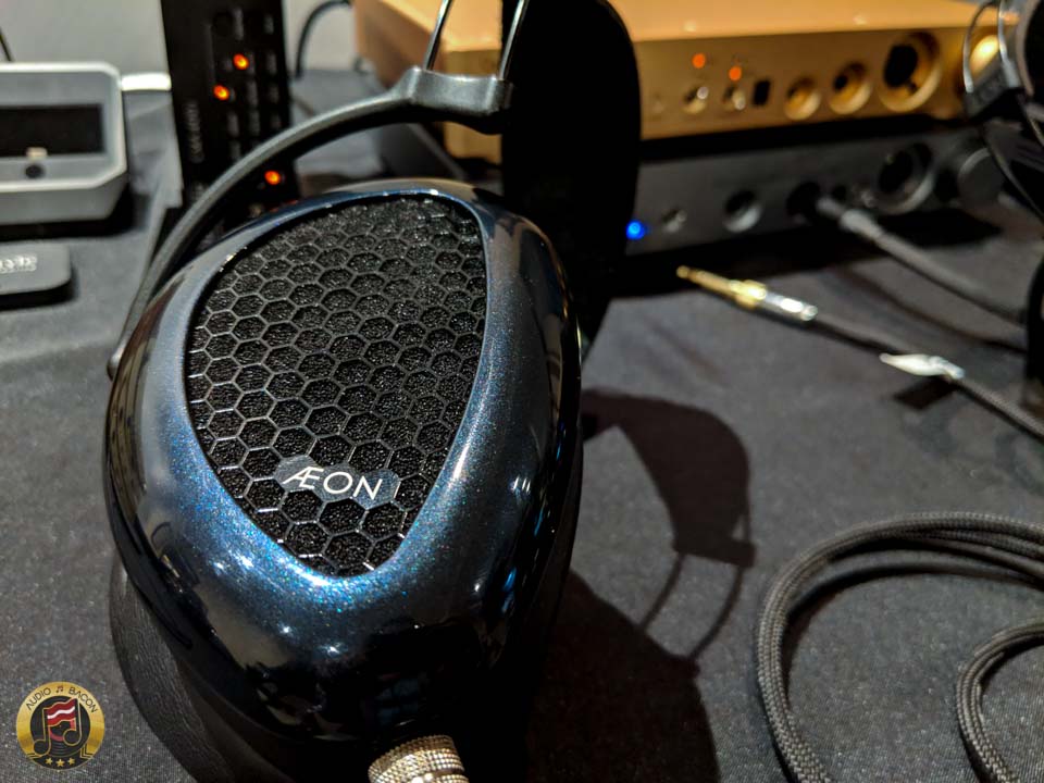 MrSpeakers AEON Flow Open-Back headphones