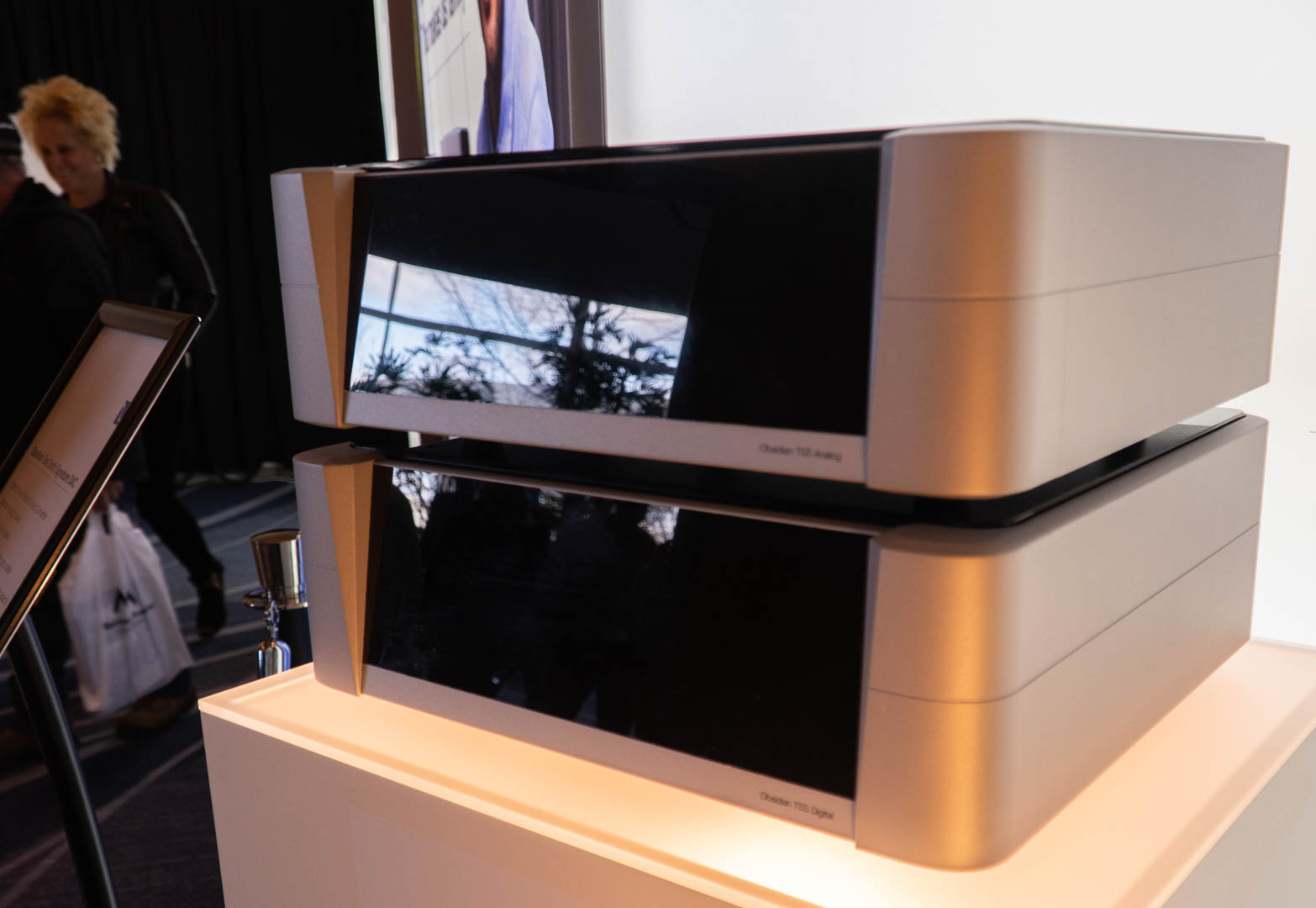 AXPONA 2019 - PS Audio Obsidian TSS DAC