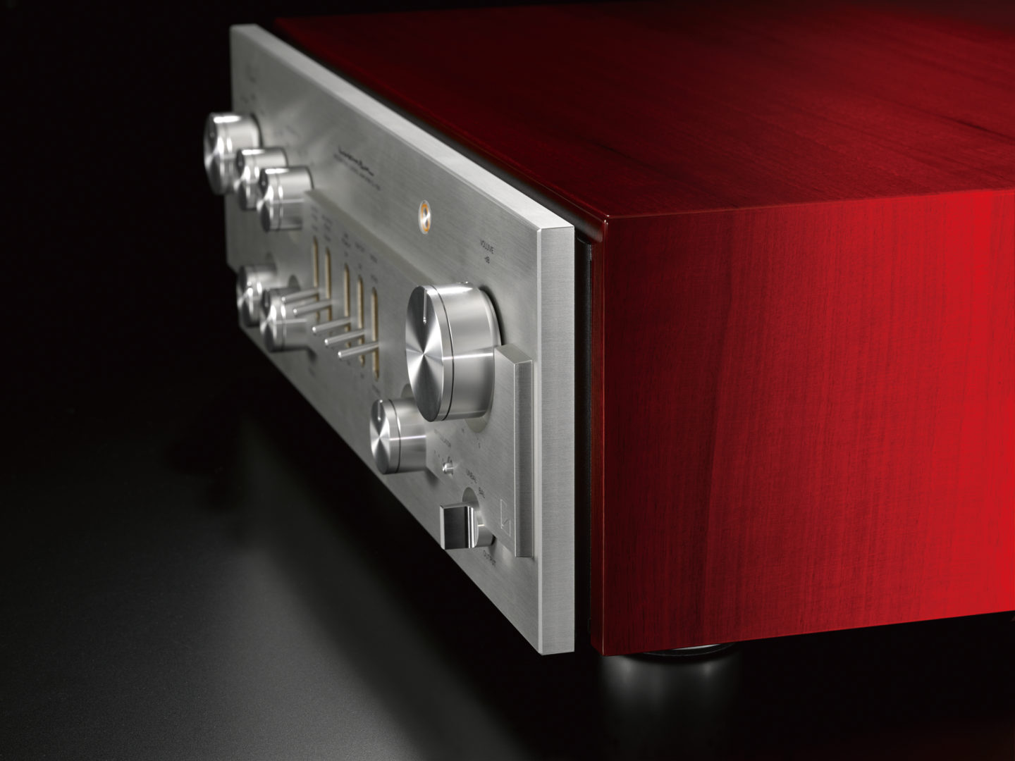 Luxman's New Flagship - The CL-1000 Vacuum Tube Control Amplifier