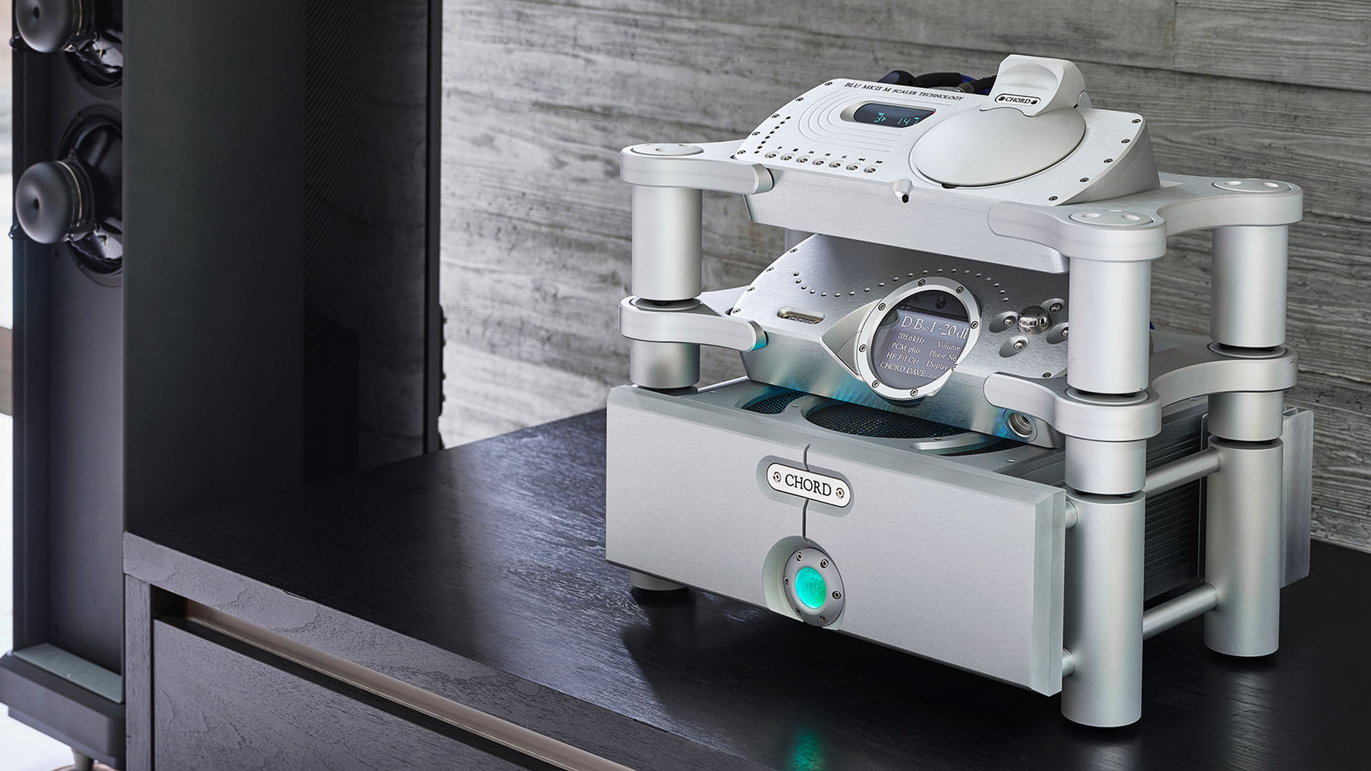 New Chord Electronics Stereo ULTIMA Amplifiers