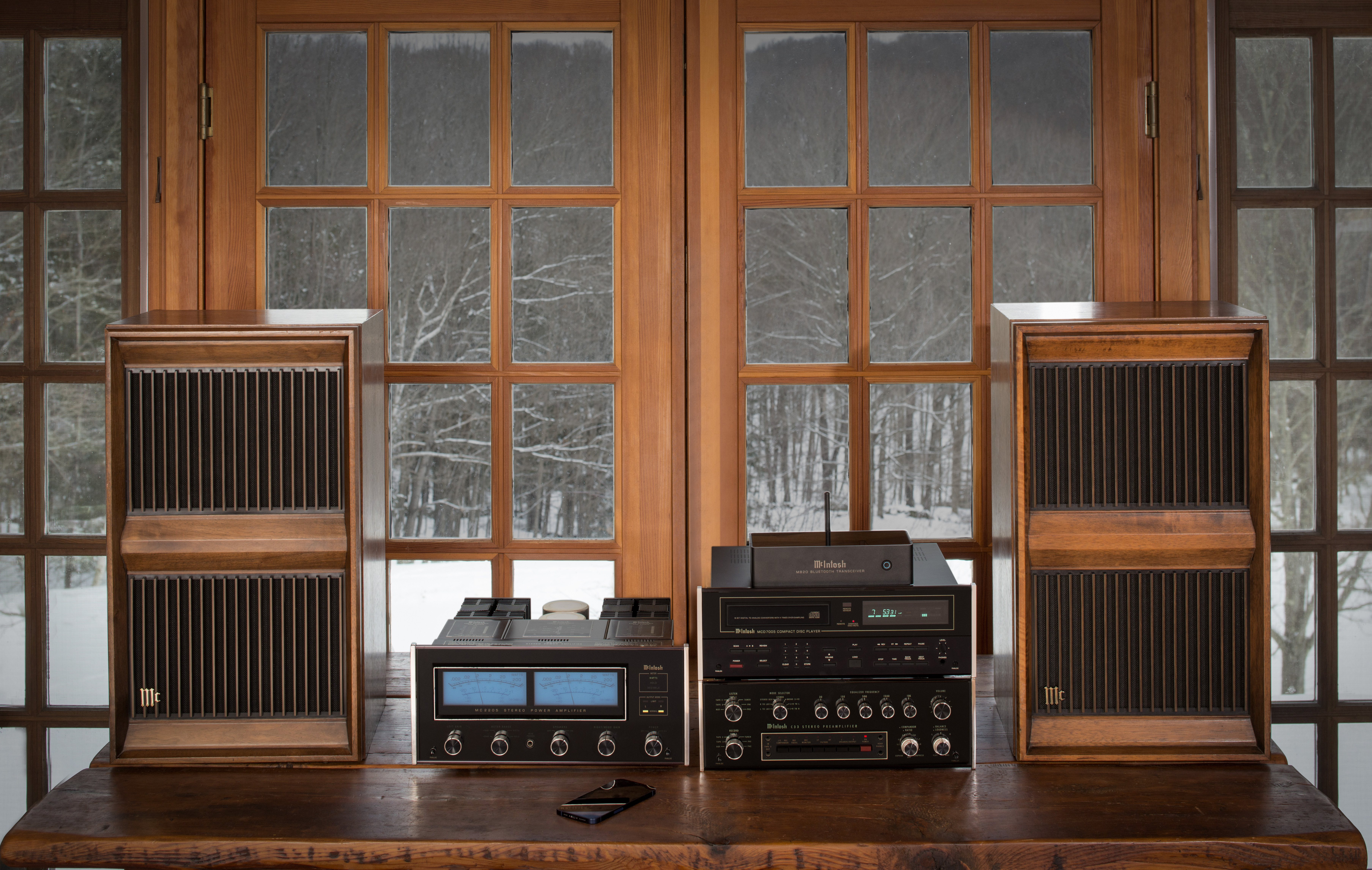 NEW! McIntosh MB20 Transceiver - Quality Bluetooth For All Audio Systems